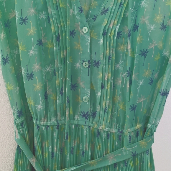 Lauren Conrad Green Palm Pattern Chiffon Dress - Picture 3 of 8